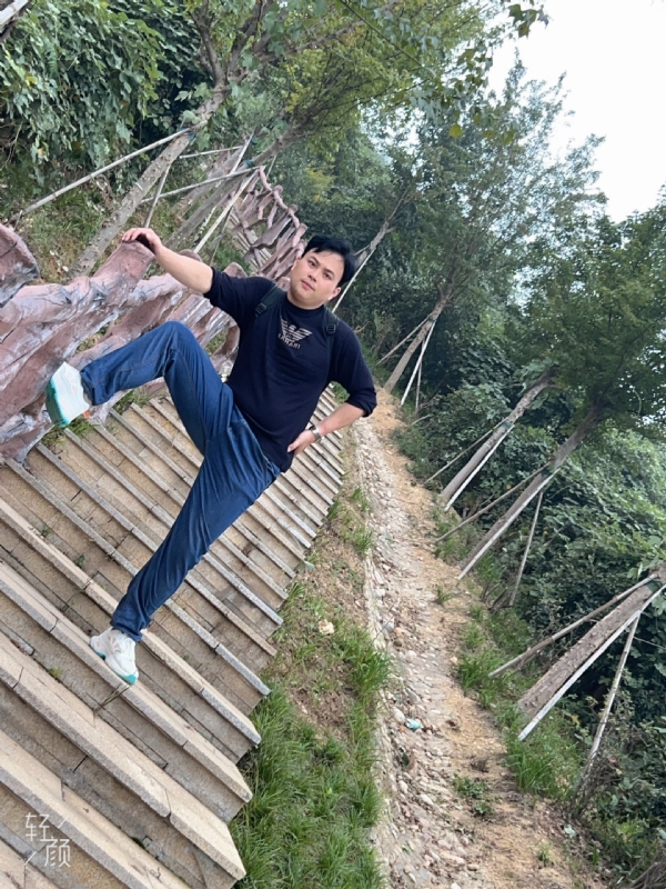 择一人白头偕老的第二张照片--扬州相亲服务中心