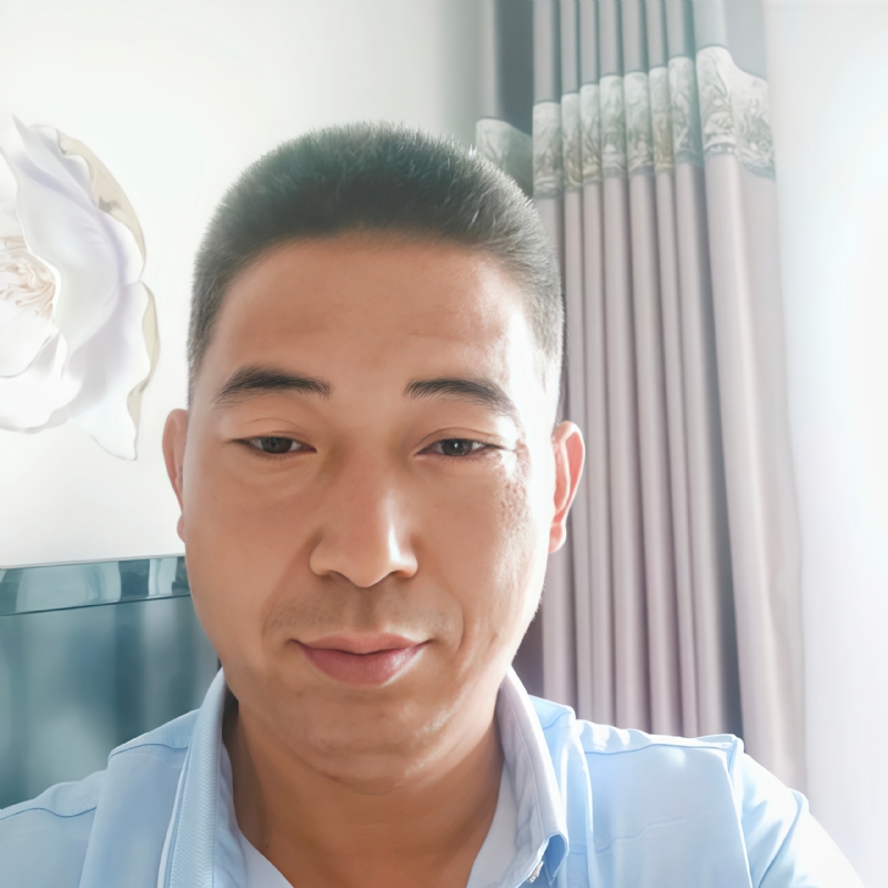 雨中漫步的第一张照片--扬州相亲服务中心