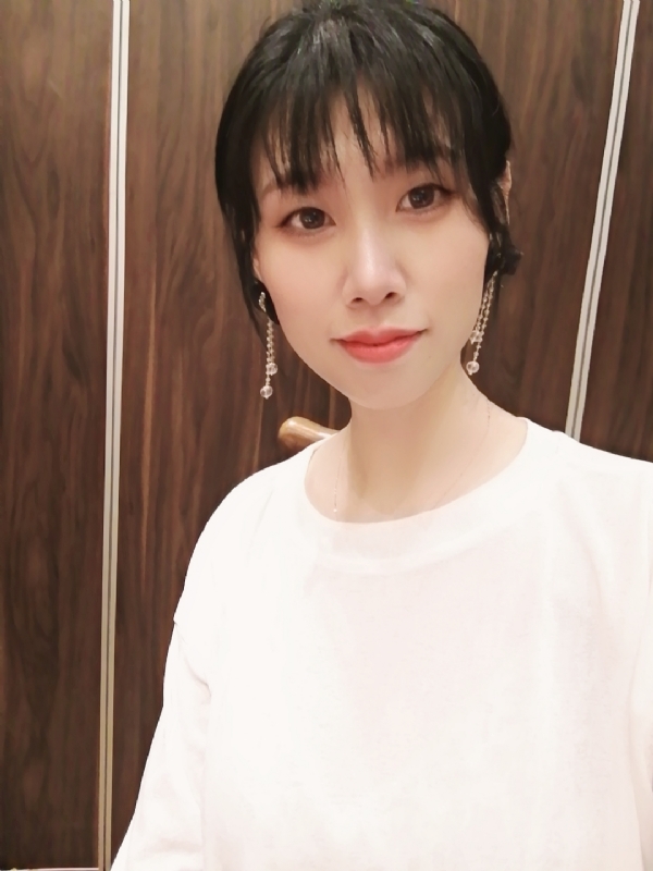 于小倩的第一张照片--扬州相亲服务中心