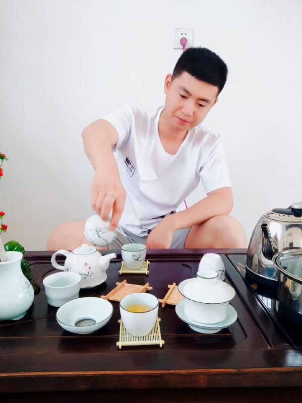 日月的第一张照片--扬州相亲服务中心