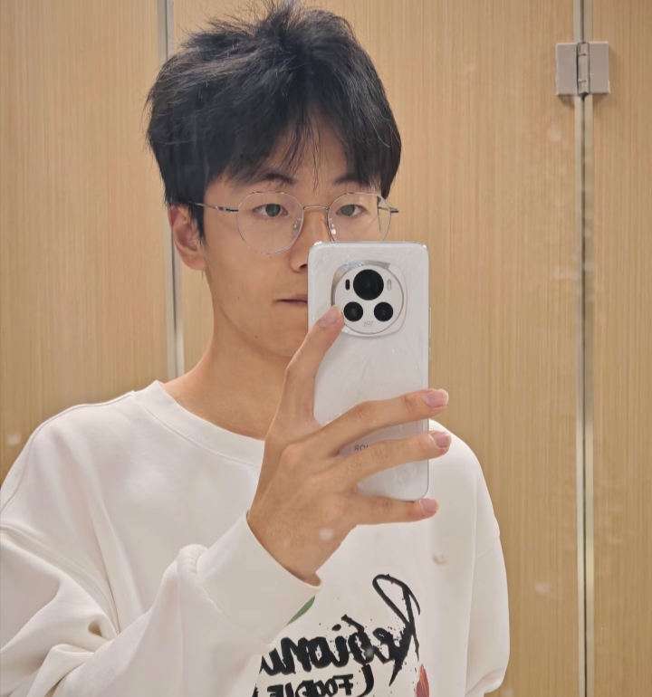 张浩博的第四张照片--扬州相亲服务中心