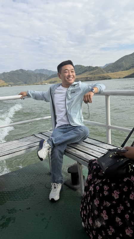 烟花易笑的第二张照片--扬州相亲服务中心