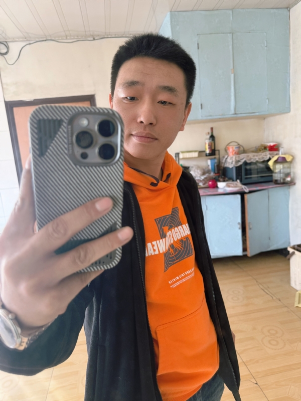 烟花易笑的第五张照片--扬州相亲服务中心