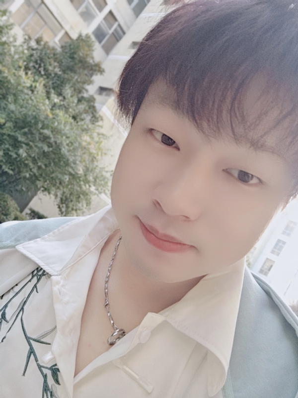 柠檬不加糖的第二张照片--扬州相亲服务中心