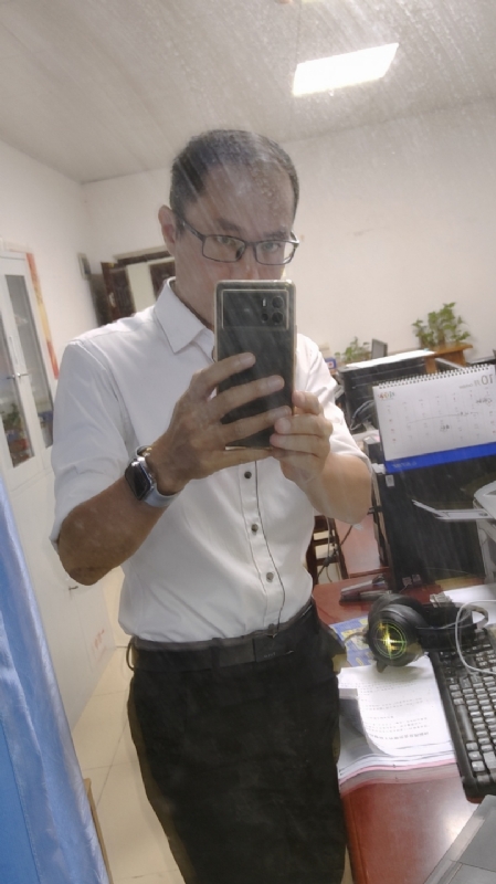 老蔡先生的第一张照片--扬州相亲服务中心