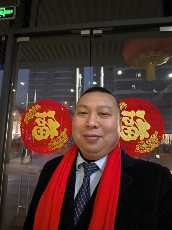 半百悟红尘的第一张照片--扬州相亲服务中心