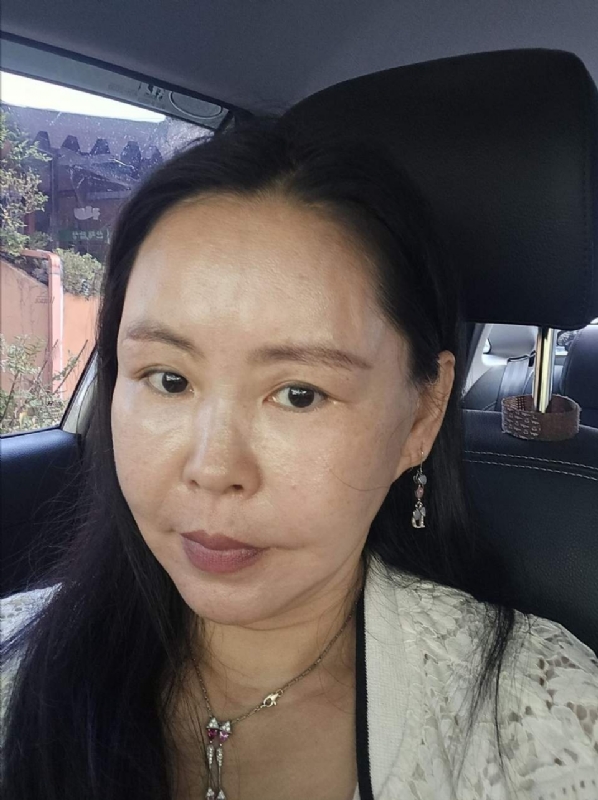 仁荷的第三张照片--扬州相亲服务中心