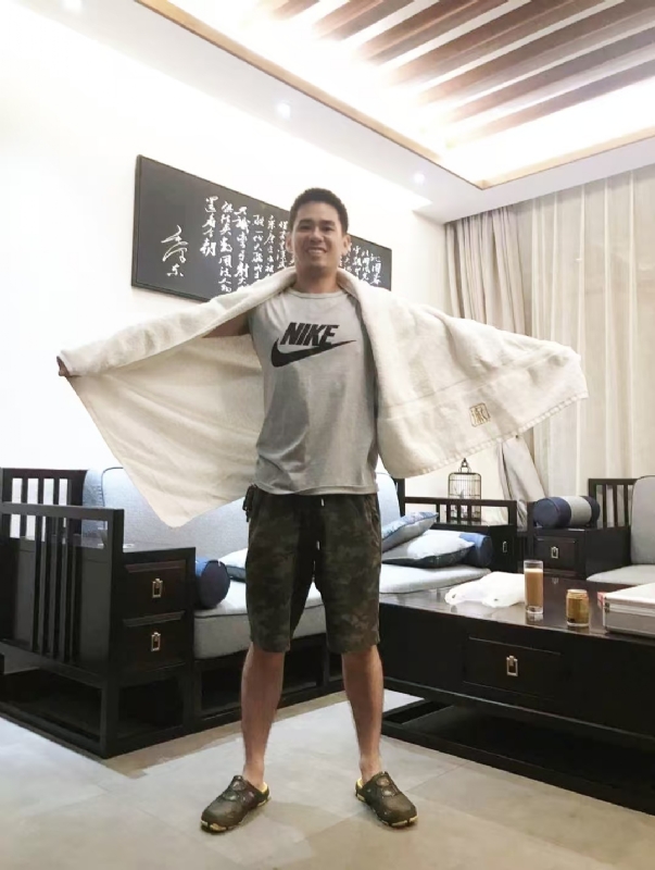 侬好侬好的第一张照片--扬州相亲服务中心