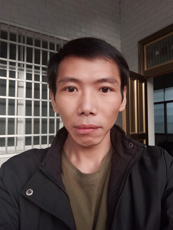 万紫千红的第二张照片--扬州相亲服务中心