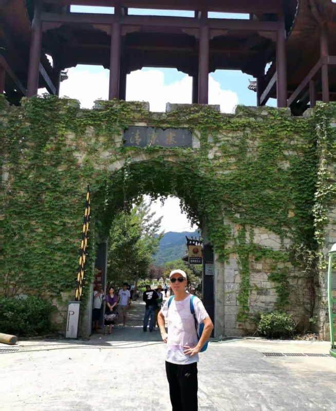 品心人的第一张照片--扬州相亲服务中心