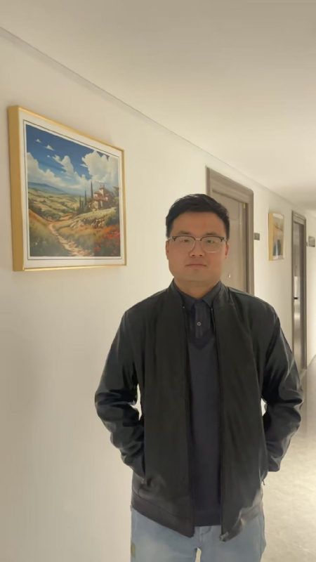 半瓶子的第三张照片--扬州相亲服务中心