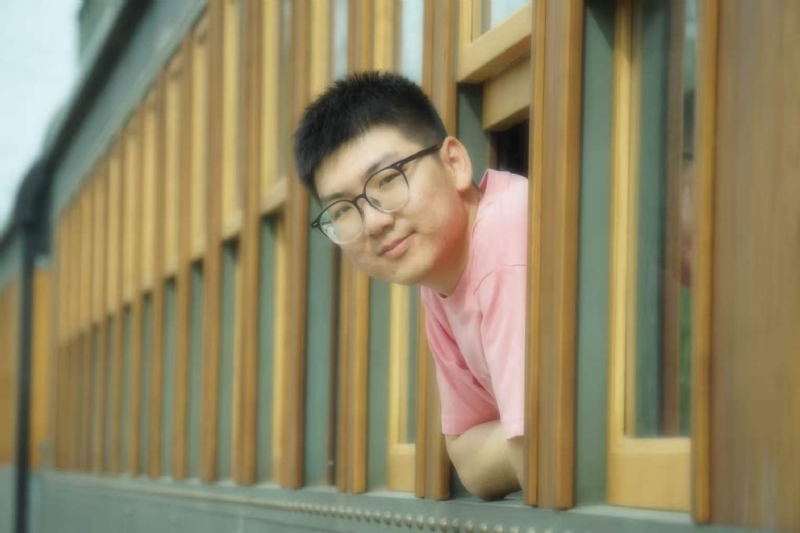 锦瑟无端五十弦的第一张照片--扬州相亲服务中心