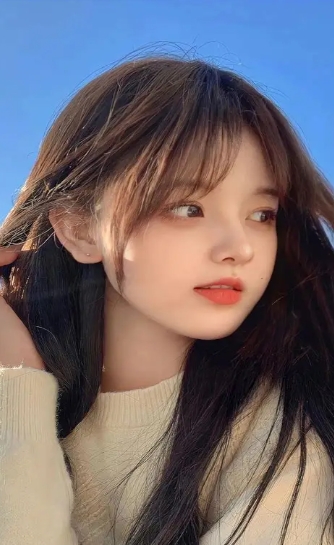 莓莓的第一张照片--扬州相亲服务中心