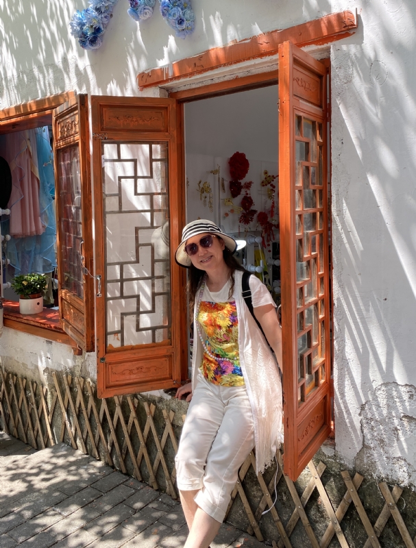 stella的第三张照片--扬州相亲服务中心