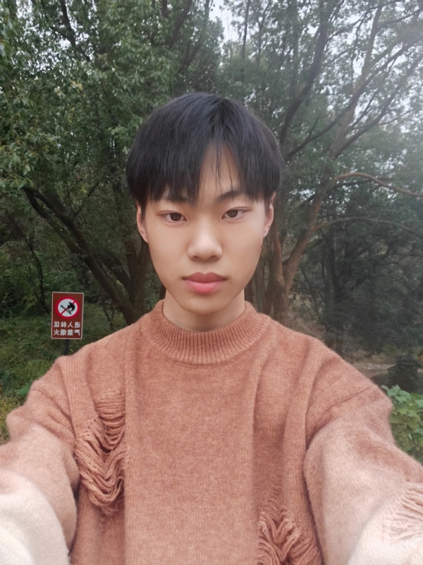 祤辰的第二张照片--扬州相亲服务中心